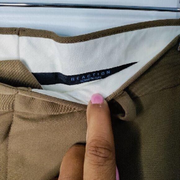 Kenneth Cole Reaction Pleated Polyester Men‎ 40X30 Classical Travel Dress Pants - Picture 3 of 5